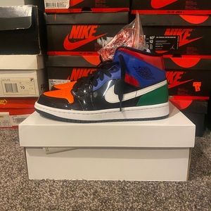 Jordan 1 Mid